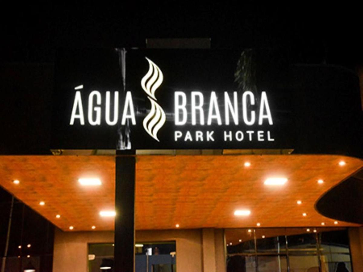 Agua Branca Park Hotel Araçatuba エクステリア 写真