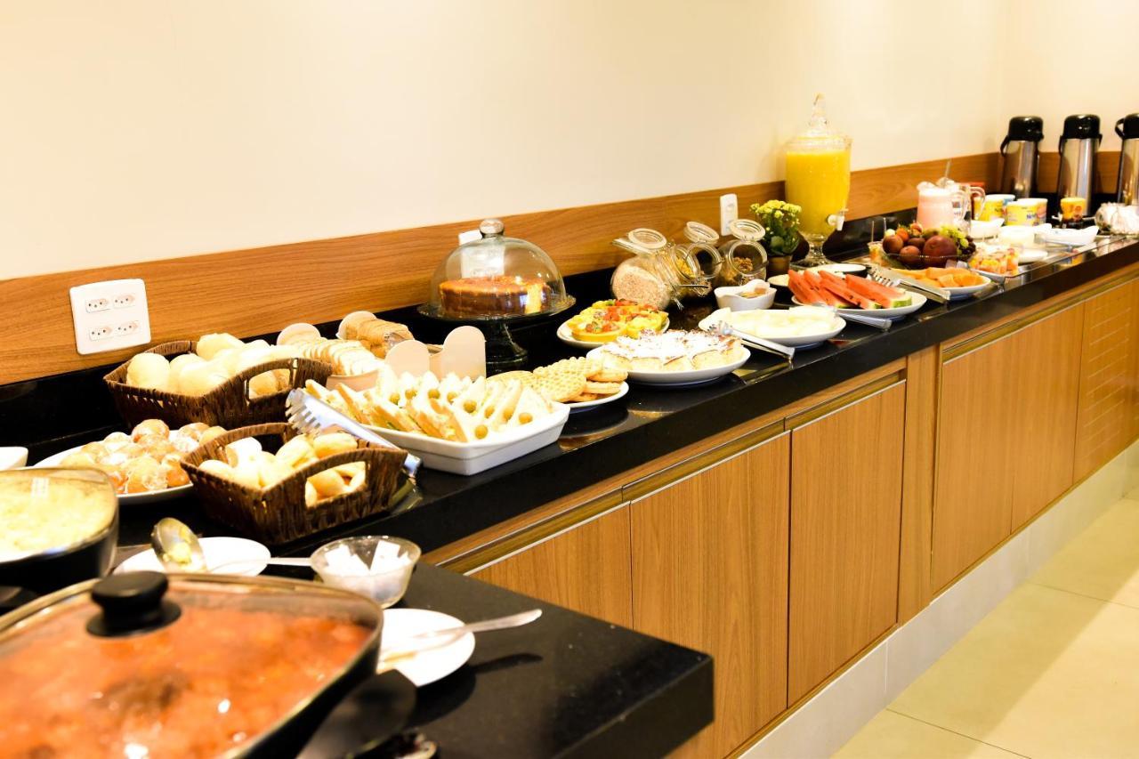 Agua Branca Park Hotel Araçatuba エクステリア 写真